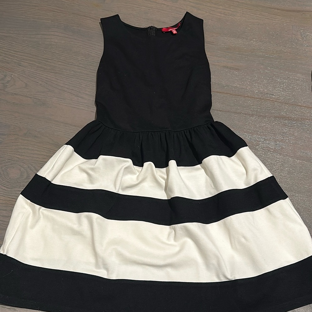 Red by saks dress